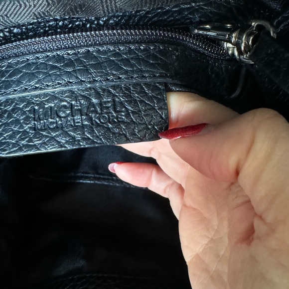 MICHAEL MICHAEL KORS BLACK LEATHER BACK PACK UNISEX - Picture 5 of 11